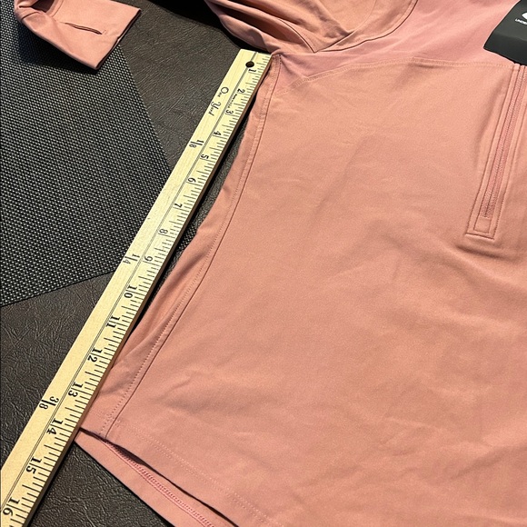 Women’s Under Armour Peach Sz XS Long Sleeve Heatgear Fitted Run Top - Picture 6 of 9